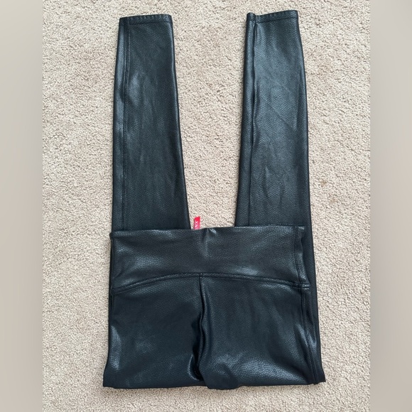 SPANX Women’s Faux Leather Snake Print High Rise Leggings Size Medium Black - Picture 3 of 6